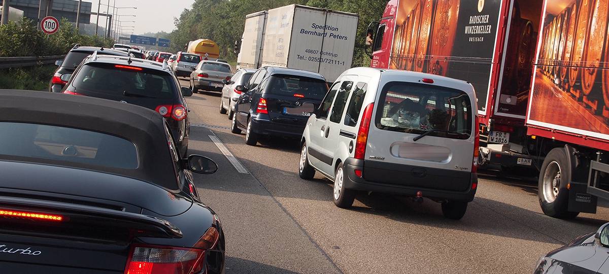 Volle Straßen zum Ferienstart erwartet
