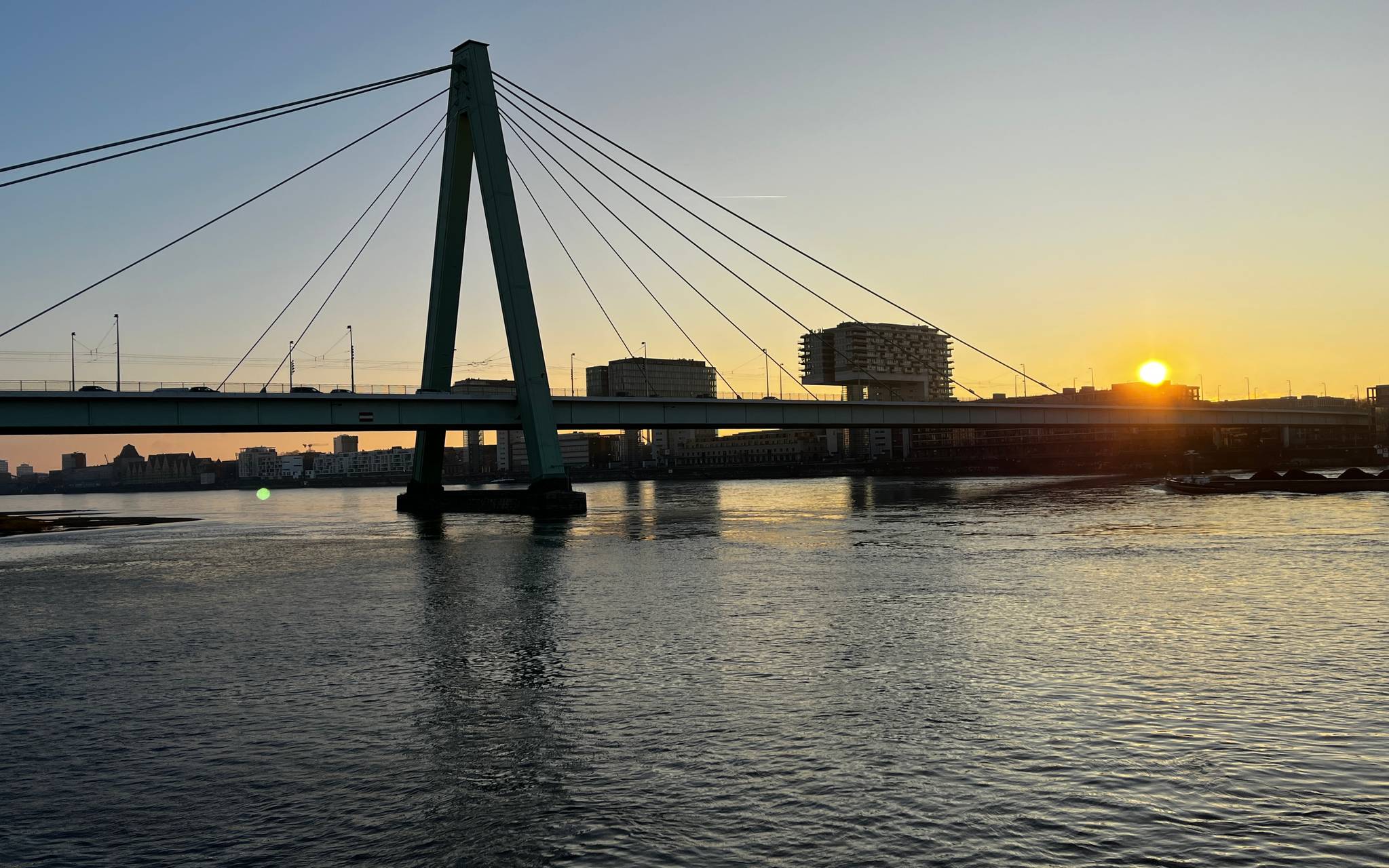Severinsbrücke am Sonntag gesperrt