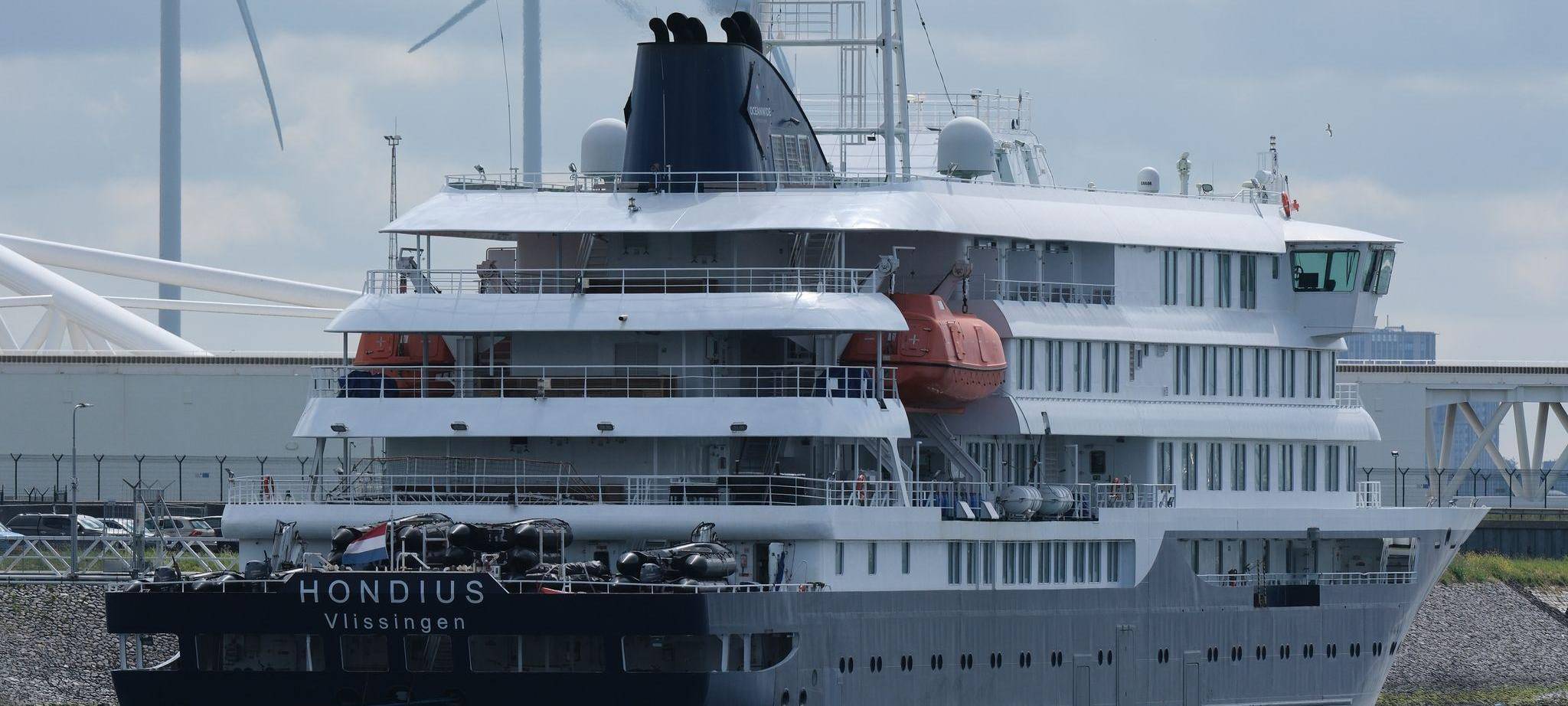 Ankunft des Kreuzfahrtschiffs «Hondius» im Hafen von Rotterdam