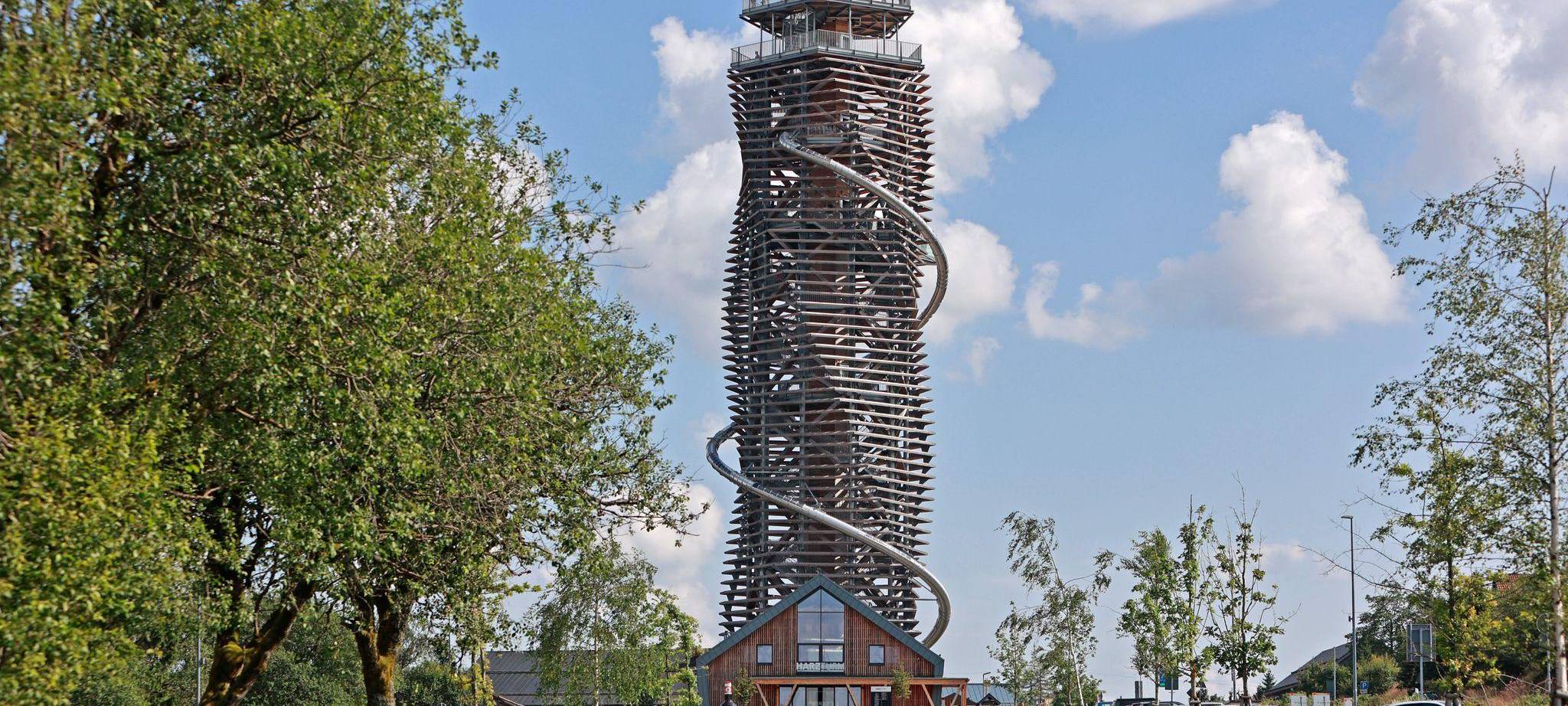 Blick auf den Harzturm am Torfhaus.